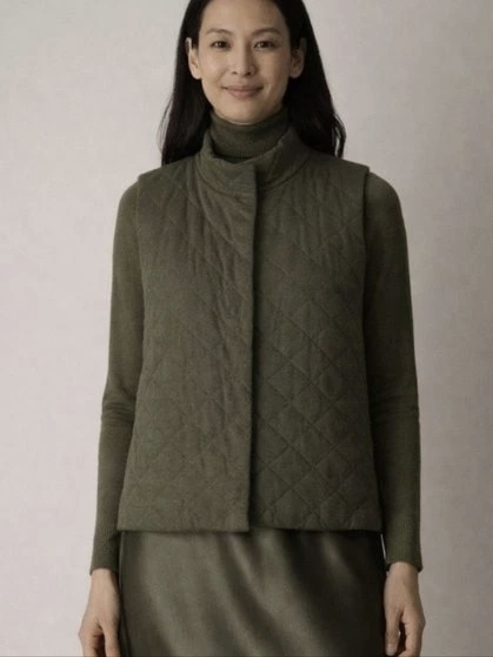 Eileen Fisher Olive Quilted Vest with Stand Collar 100% Cotton Outdoor Size LG.